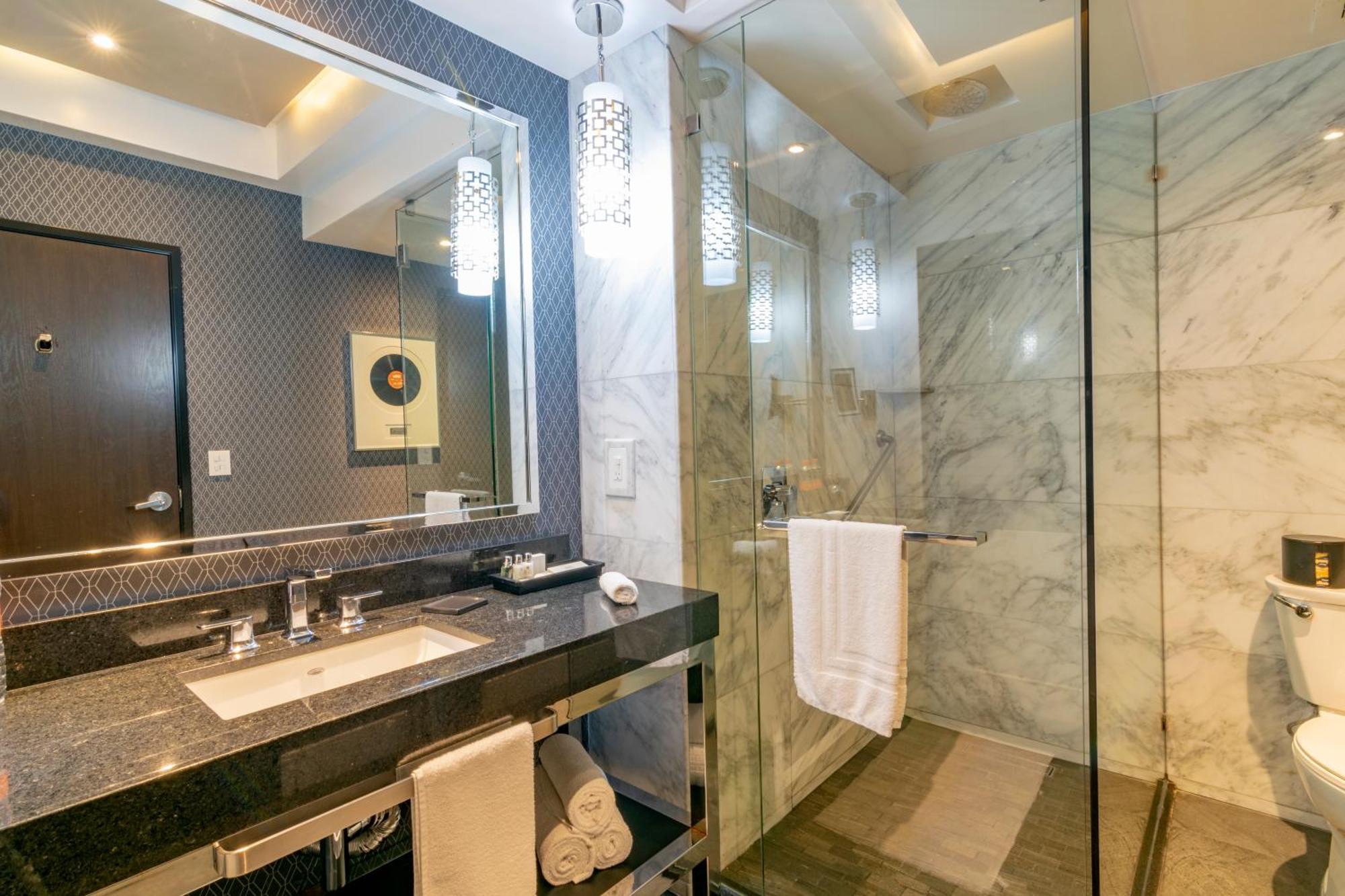 K Tower Boutique Hotel By Lucerna Тіхуана Екстер'єр фото