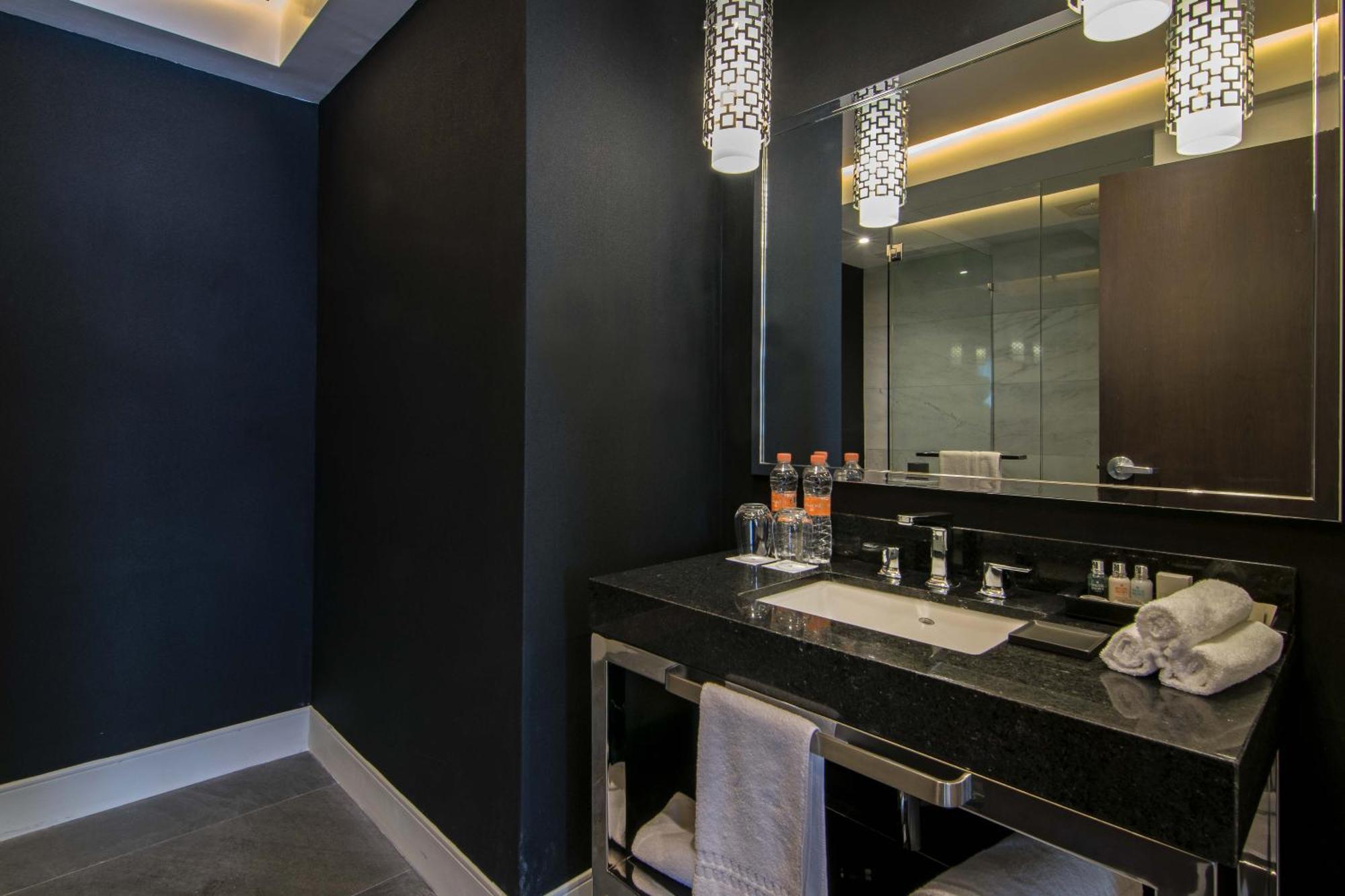 K Tower Boutique Hotel By Lucerna Тіхуана Екстер'єр фото