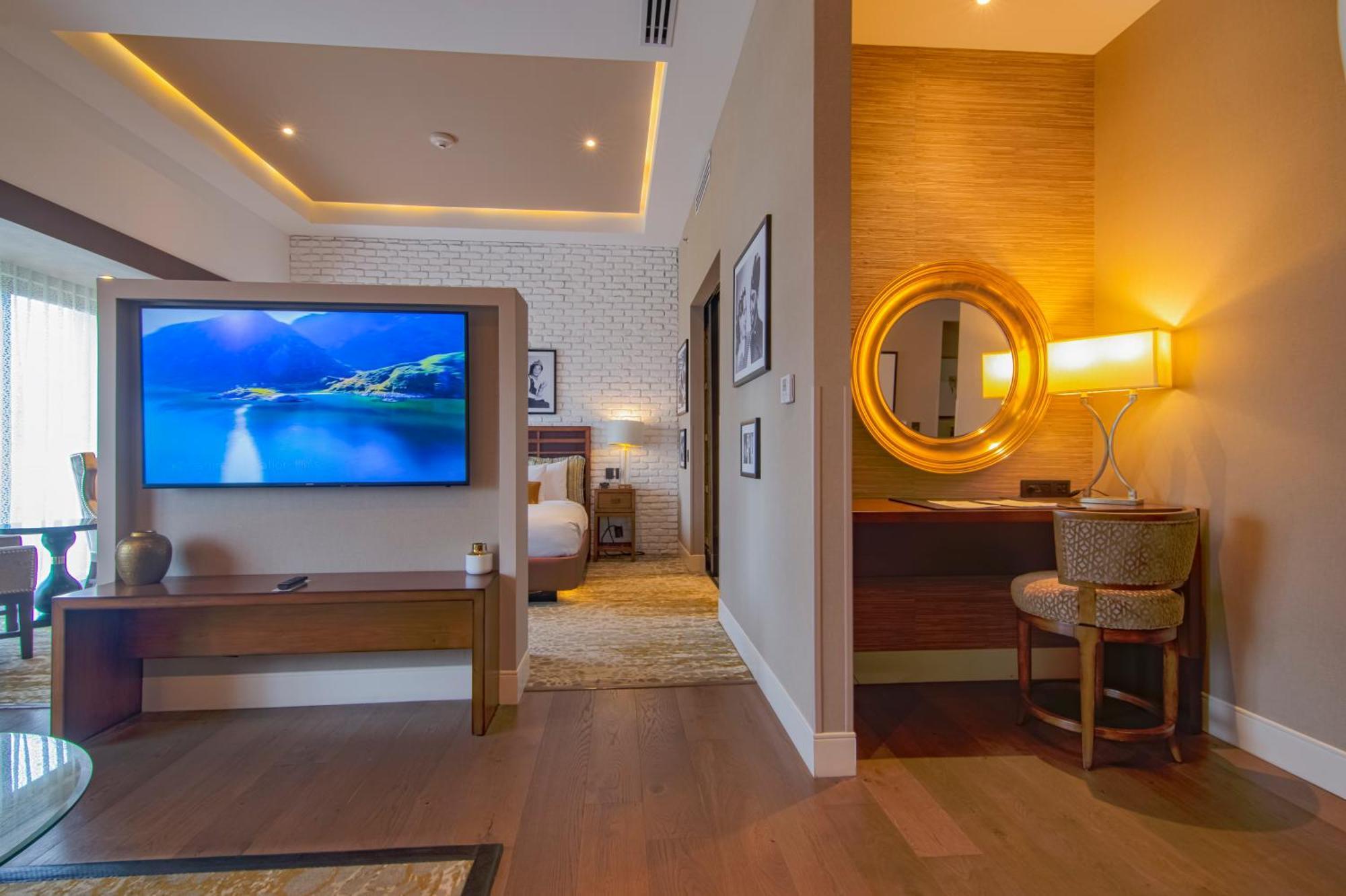 K Tower Boutique Hotel By Lucerna Тіхуана Екстер'єр фото