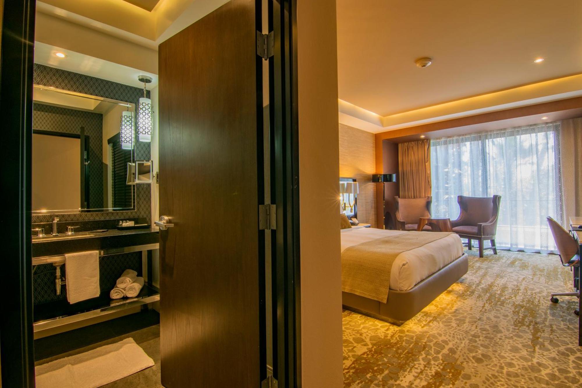 K Tower Boutique Hotel By Lucerna Тіхуана Екстер'єр фото