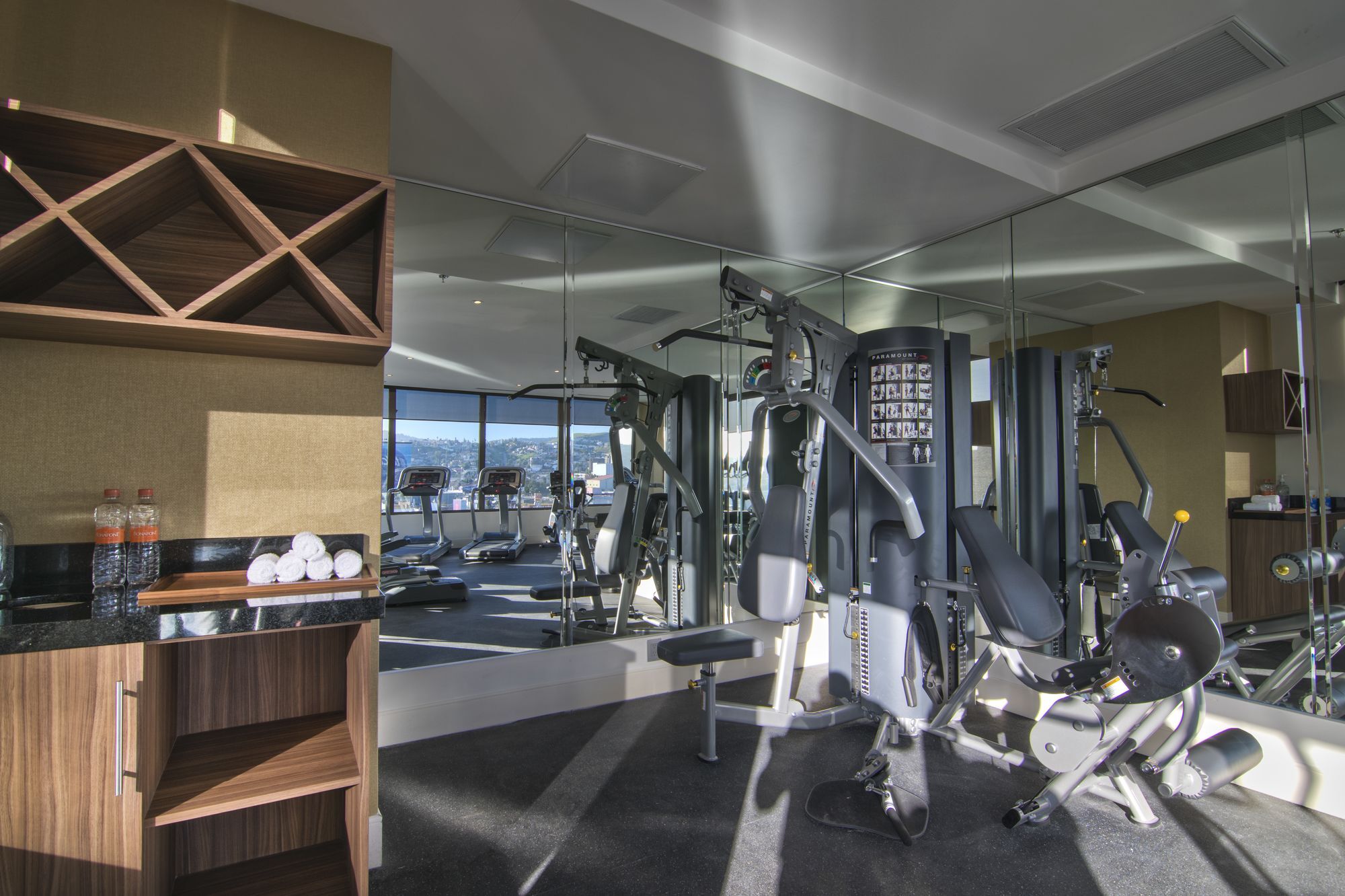 K Tower Boutique Hotel By Lucerna Тіхуана Екстер'єр фото